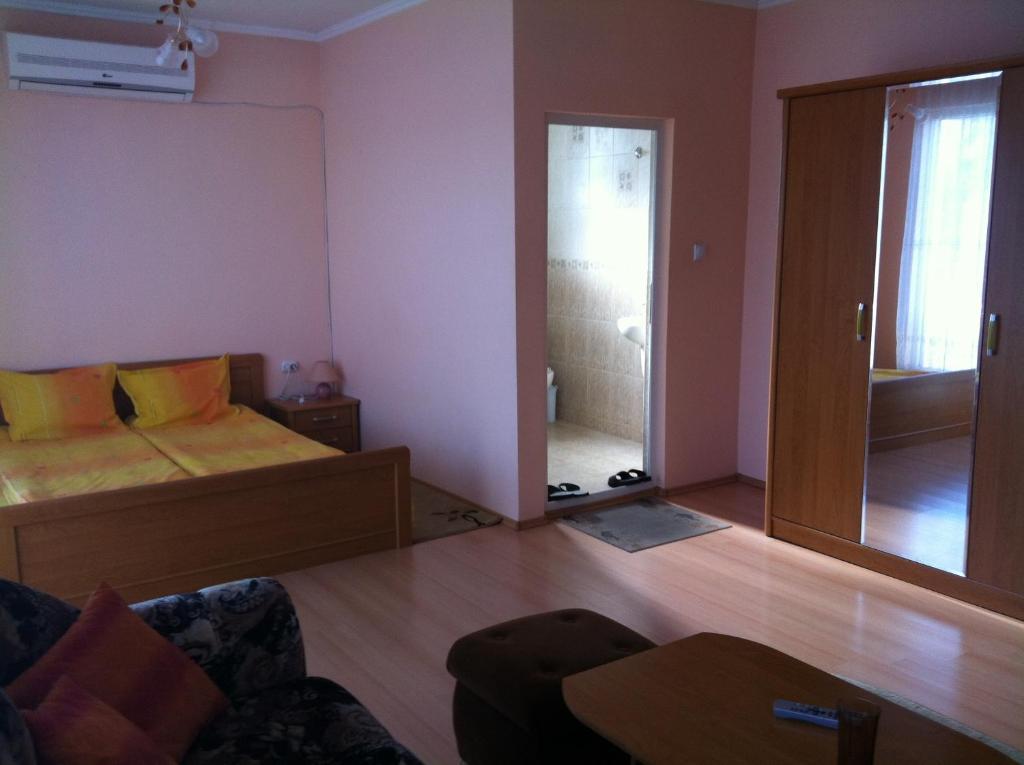 Family Hotel Velevi Velingrad Oda fotoğraf