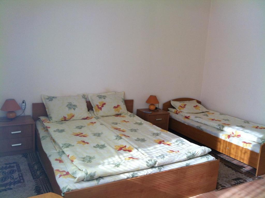 Family Hotel Velevi Velingrad Oda fotoğraf